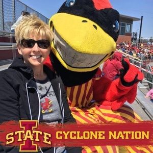 Meet your Posher, Andrea